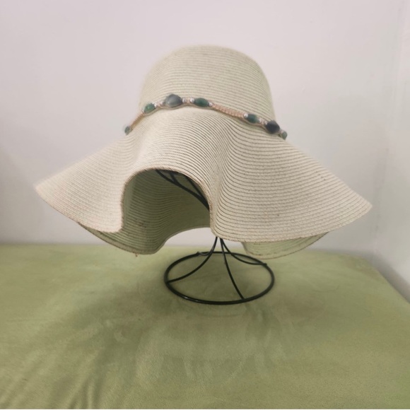 Lime Green UBi Hat - Picture 6 of 6